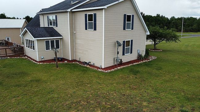 Image of 1660 W Surrey Rd