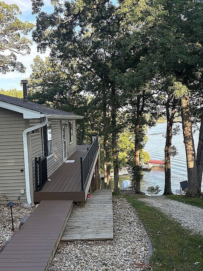 Photo of 328 Rustic Oak Ct