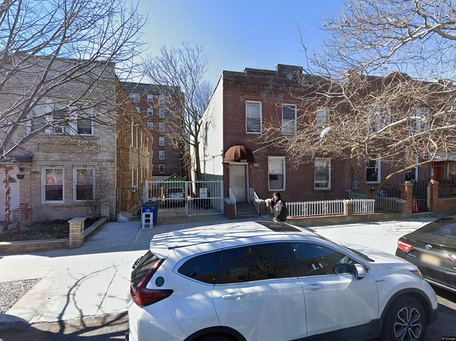 Photo of 1443 Leland Ave #18