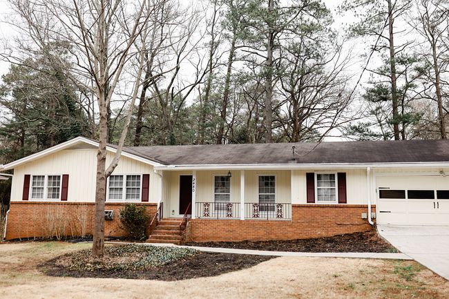 2480 Kings Point Dr, Atlanta, GA