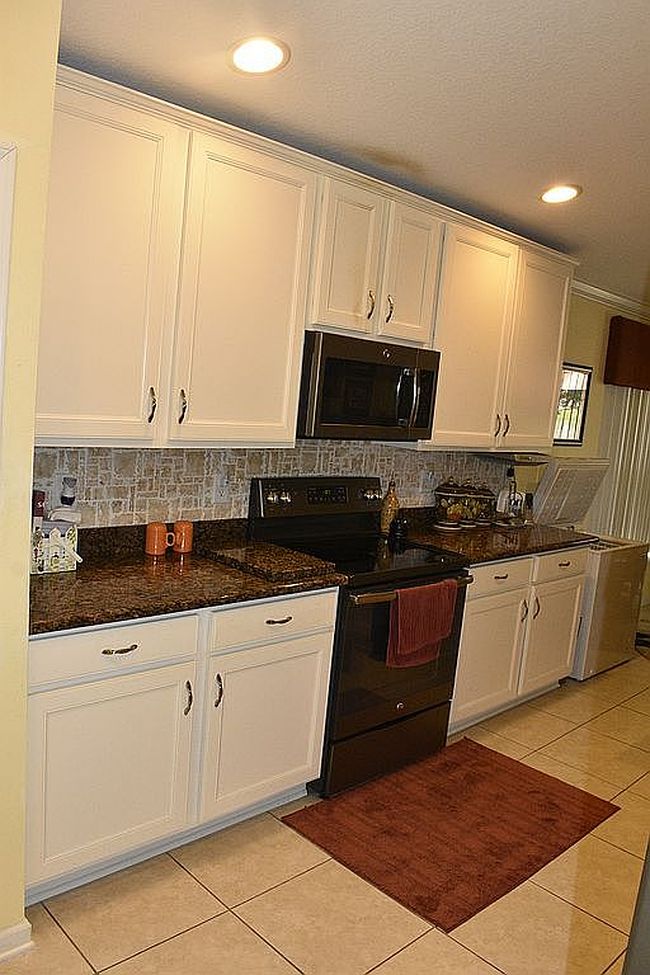 Image of 9268 Waterglen Ln