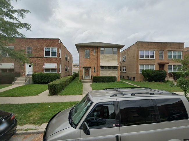 Photo of 4926 Louise St