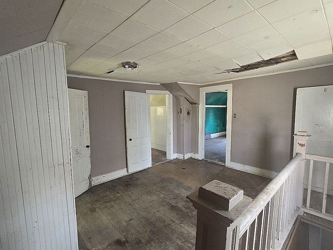 Image of 109 N Roads St