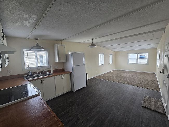 Photo of 2458 N 9th St #B-27, Laramie, WY