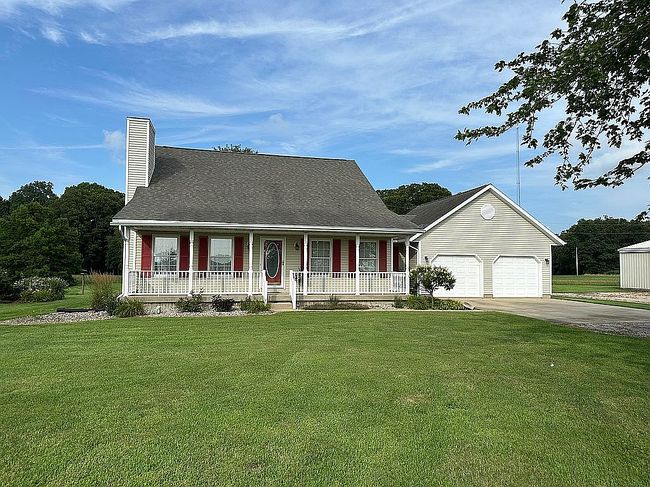 Photo of 5884 E 950th Ave, Altamont, IL