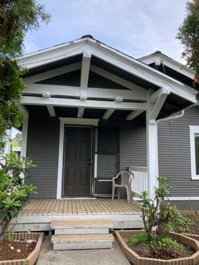Preview of property located at 1301 W Illinois St