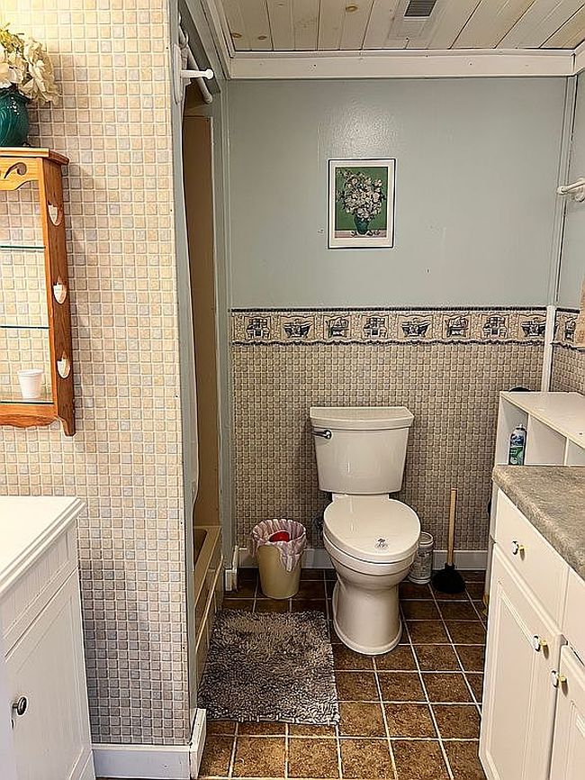 Photo of 543 E Campbell Ave, Sherrill, NY