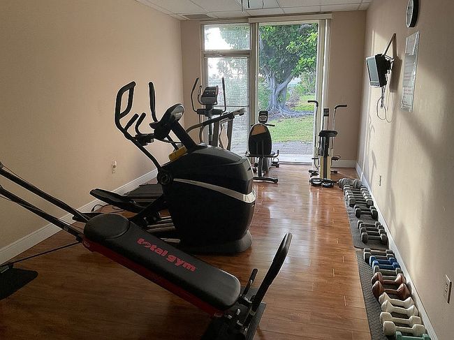 Image of 2244 Winkler Ave