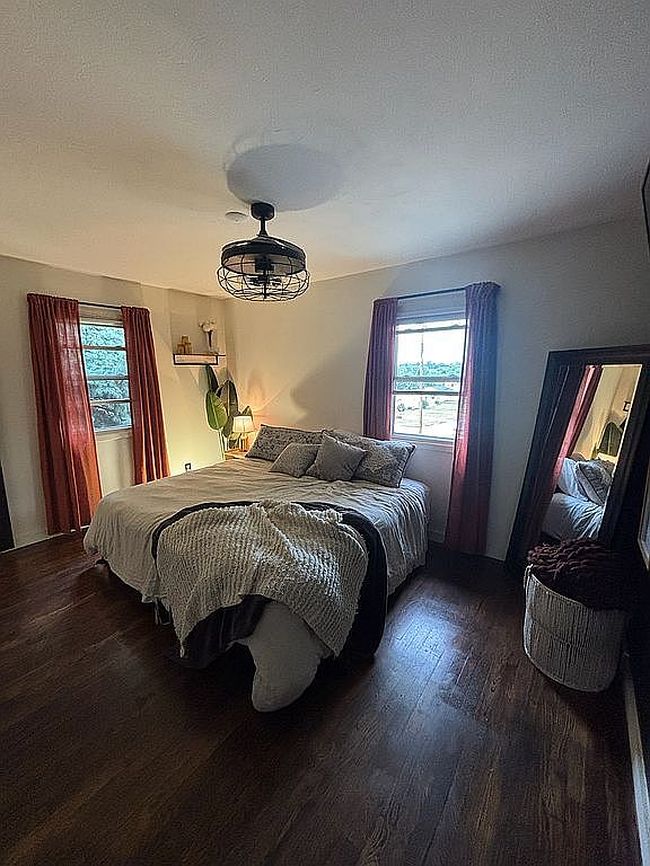 Additional photo 1 of property located at 3605 S 126th St