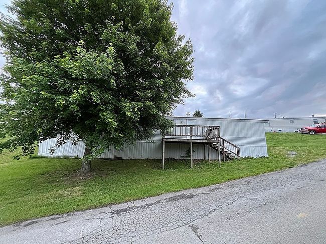 Photo of 2055 Devault Bridge Rd Lot 28, Piney Flats, TN