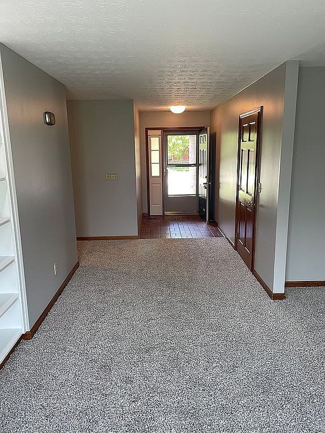 Image of 103 Studebaker Ct