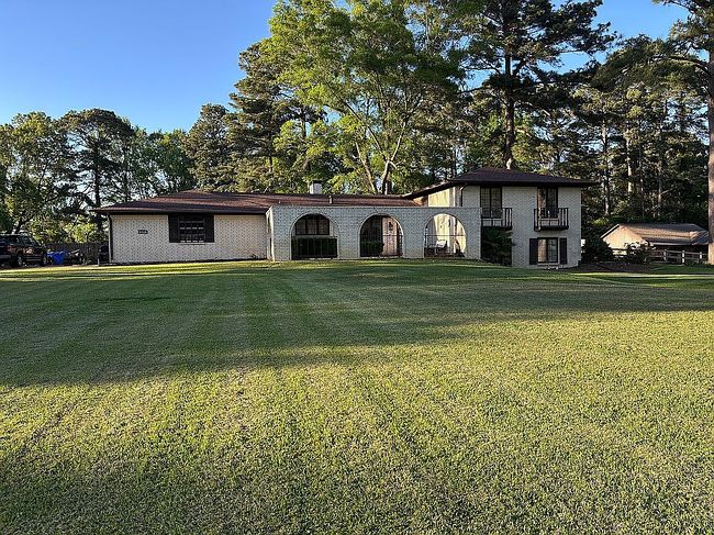 Preview of property located at 1720 Crestview St