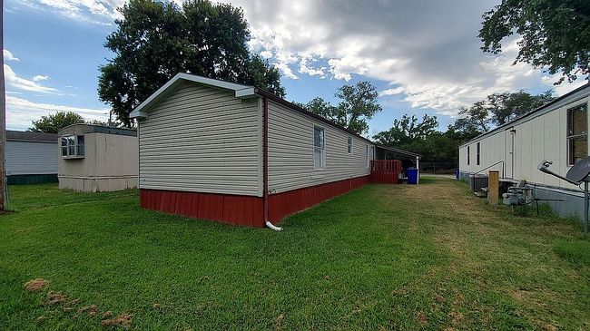 Photo of 2220 Prospect Cir Lot 98, Junction City, KS