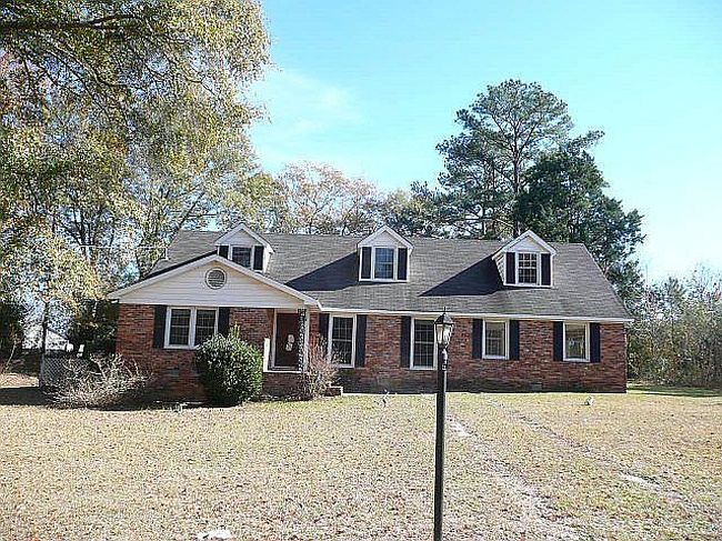 Photo of 170 Dorsey Dr, Byron, GA