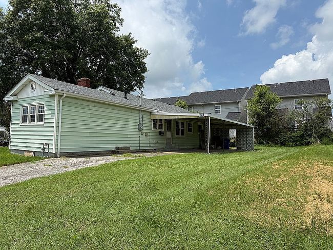 Photo of 303 W Market St, Leitchfield, KY