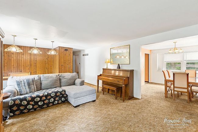 Additional photo 1 of property located at 2750 E Riverview Dr