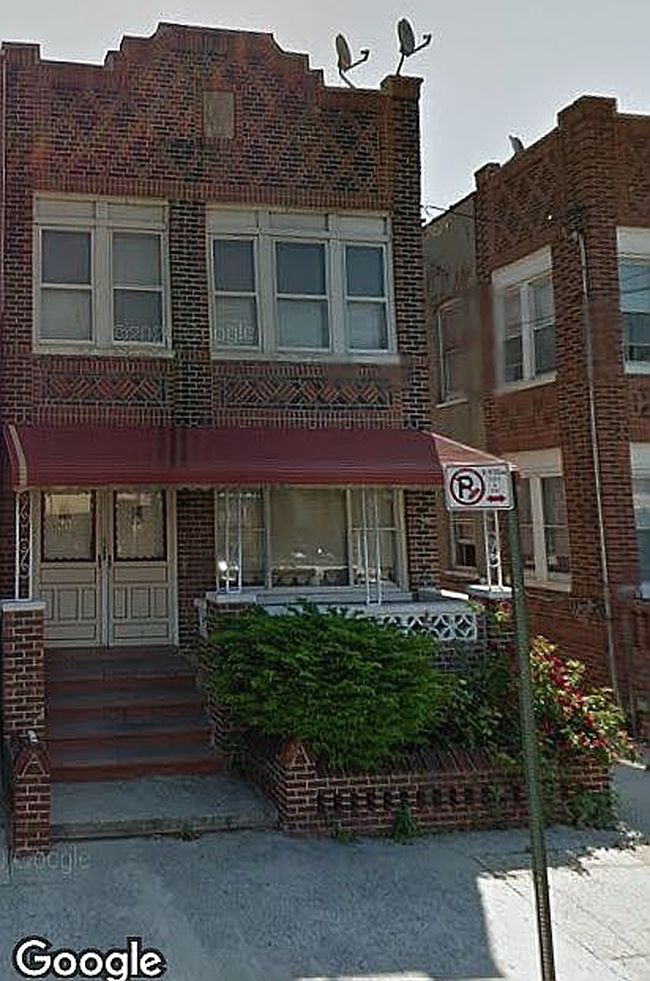 Photo of 69 E 42nd St