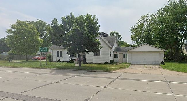 Image of 3906 Clark St