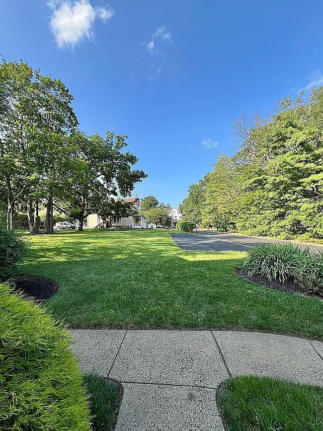 Photo of 52 Belmont Sta, Southampton, PA