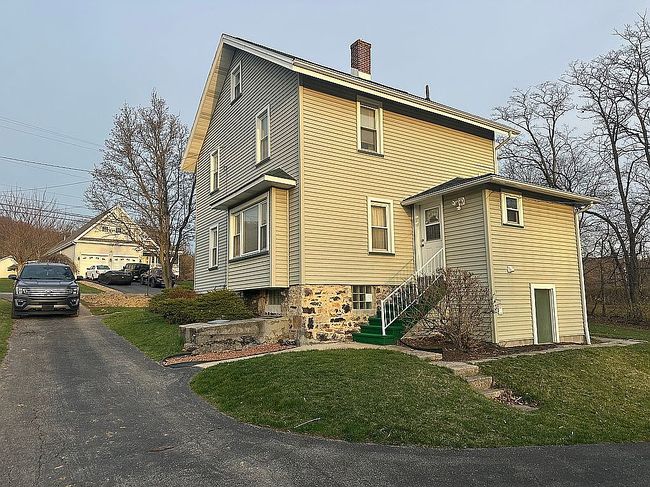 Image of 284 Hillside Ave