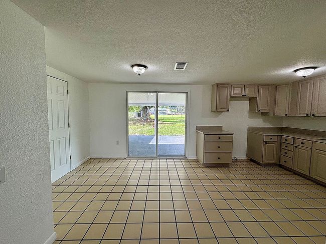Photo of 124 Grady Polk Rd, Winter Haven, FL