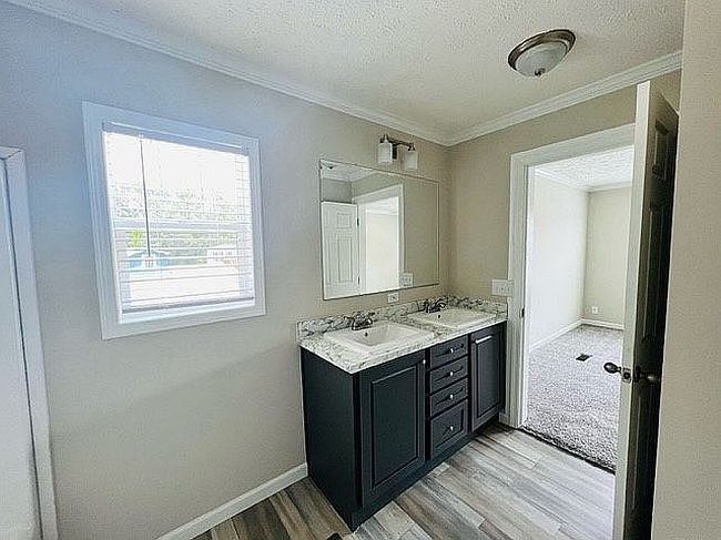 Additional photo 3 of property located at 6240 Stag Trl