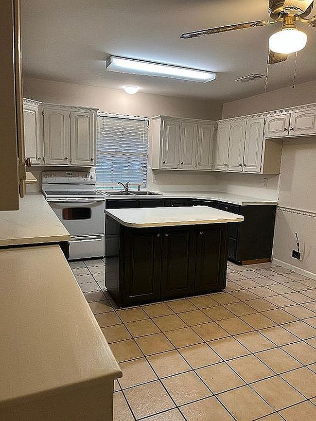 Image of 7736 River Ridge Dr