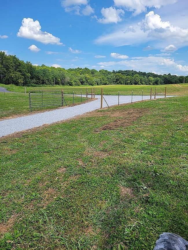 Image of 550 Deep Creek Rd