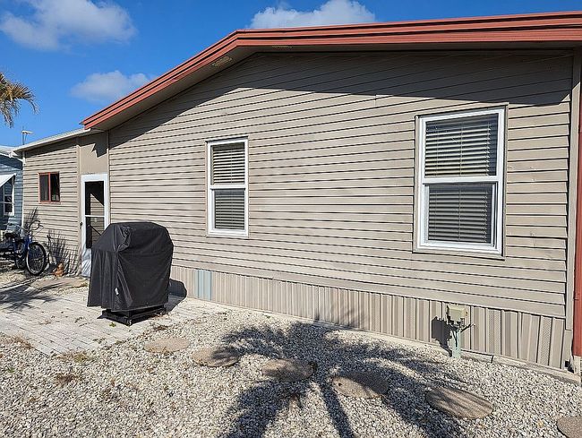 Image of 4919 Mullette Ln