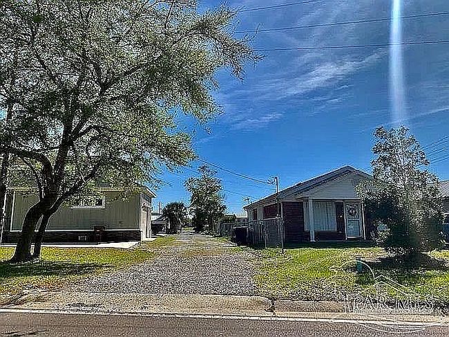 Image of 725 W Zarragossa St