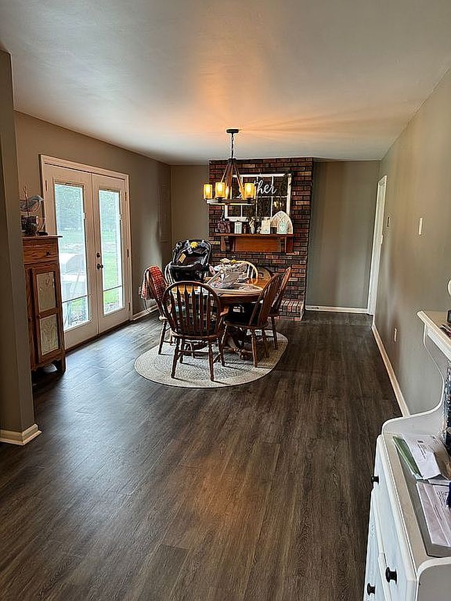 Photo of 1018 Riverside Dr, Harrodsburg, KY