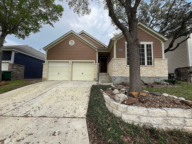 Photo of 8707 Sarasota Woods