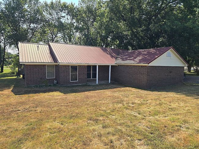 202 Hooper St, Hackett, AR