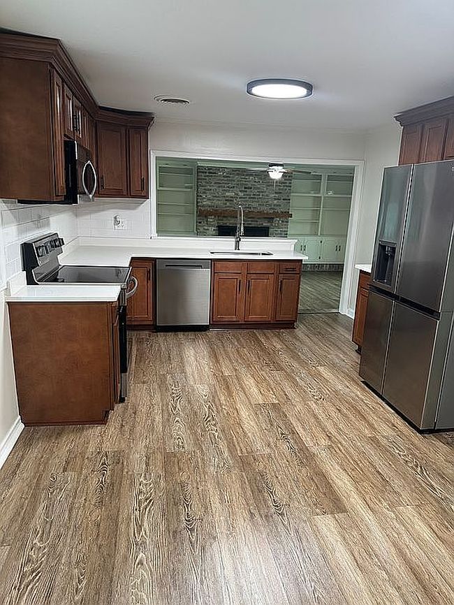 Image of 4413 Winding Way