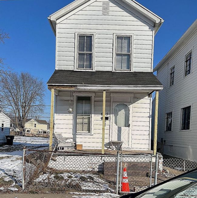 Image of 635 Wyoming St