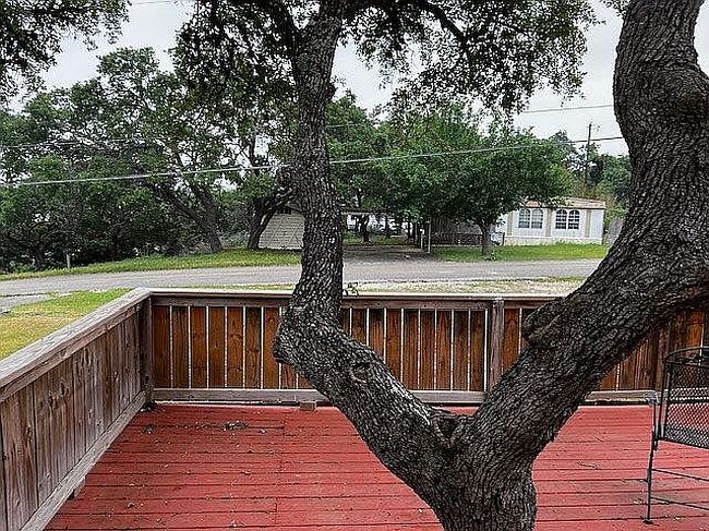 Photo of 2040 Overhill St, Canyon Lake, TX