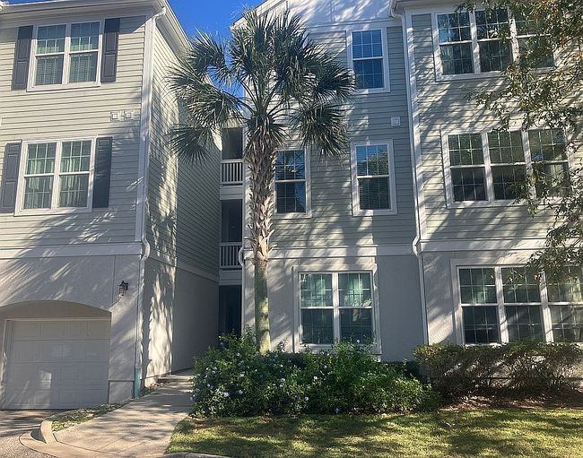 Preview of property located at 60 Fenwick Hall Aly Apt 532