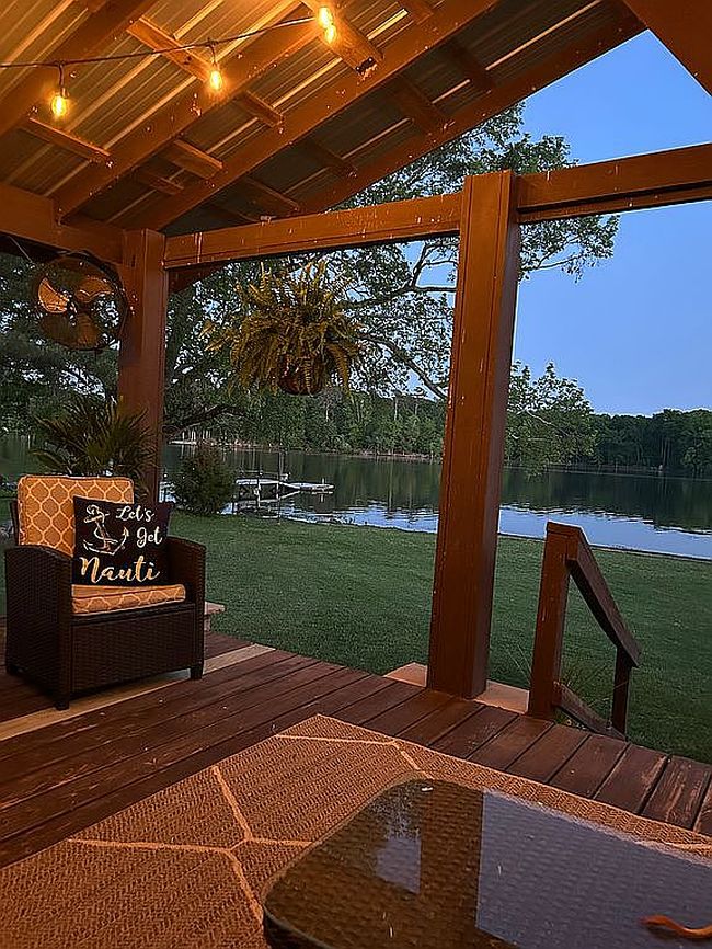 Photo of 1053 Harvest Rd, Saluda, SC