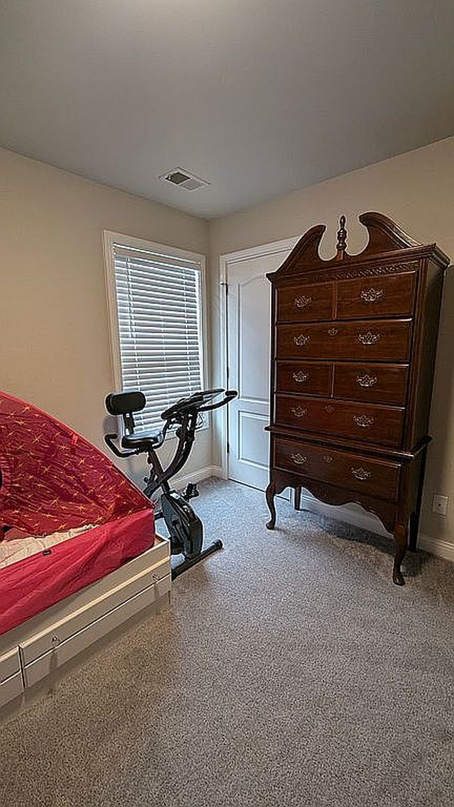 Image of 104 Graystone Ct