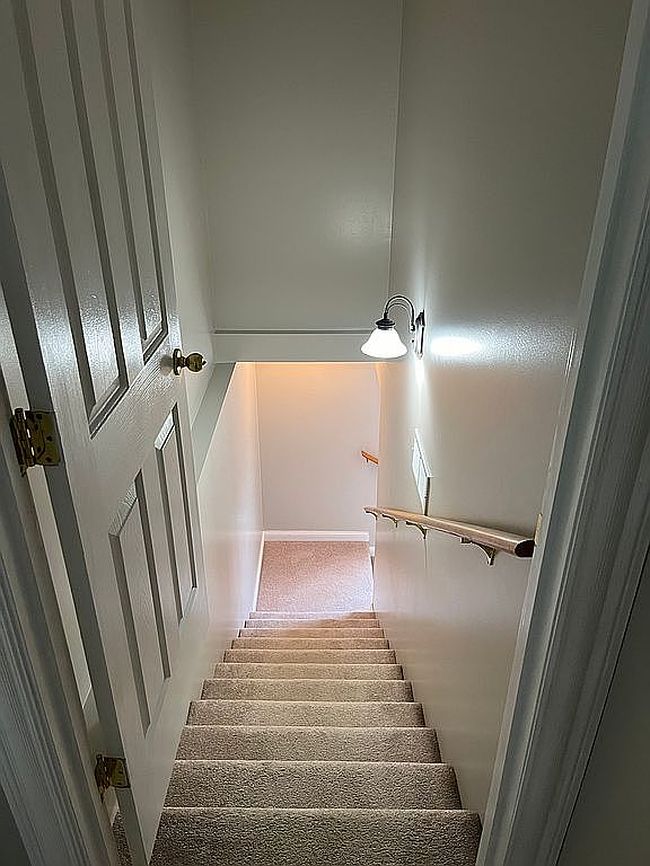 Image of 699 Wire Ln