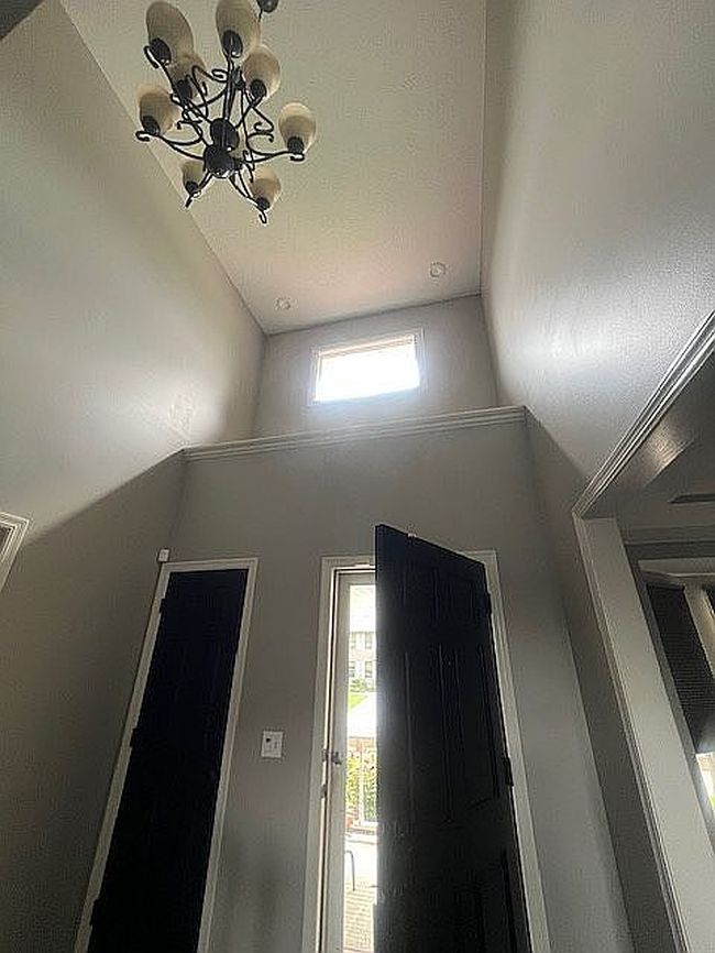 Additional photo 2 of property located at 310 Fox Creek Ln