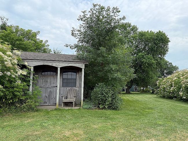 Photo of 2721 W Lake Rd, Wilson, NY