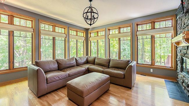 Photo of 1020 Cherry Valle Ln, Williamston, MI