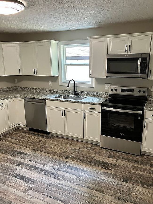 Image of 4995 Rainbow Dr