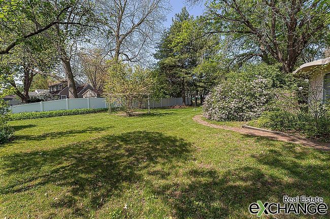 Image of 206 3rd St