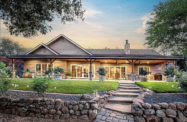 Image of 11790 Vineyard Lakes Dr
