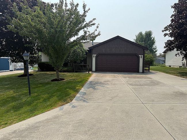 Photo of 4105 Violet Ave, Saint Clair, MI