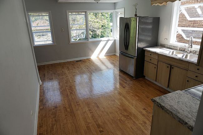 Photo of 2319 Home Ave, Berwyn, IL