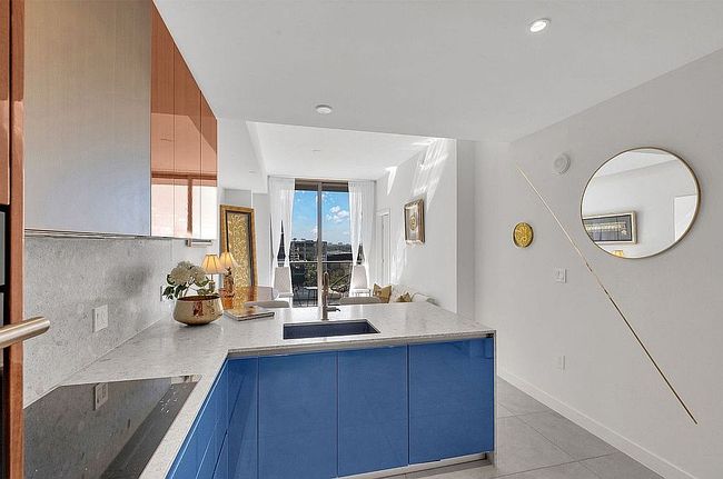 Photo of 2678 Tigertail Ave #2009, Miami, FL