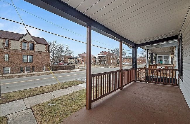 Image of 7413 Elmhurst St